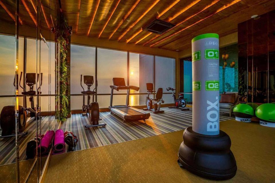 شقة The Riviera Jomtien Studio Sea View High Floor المظهر الخارجي الصورة